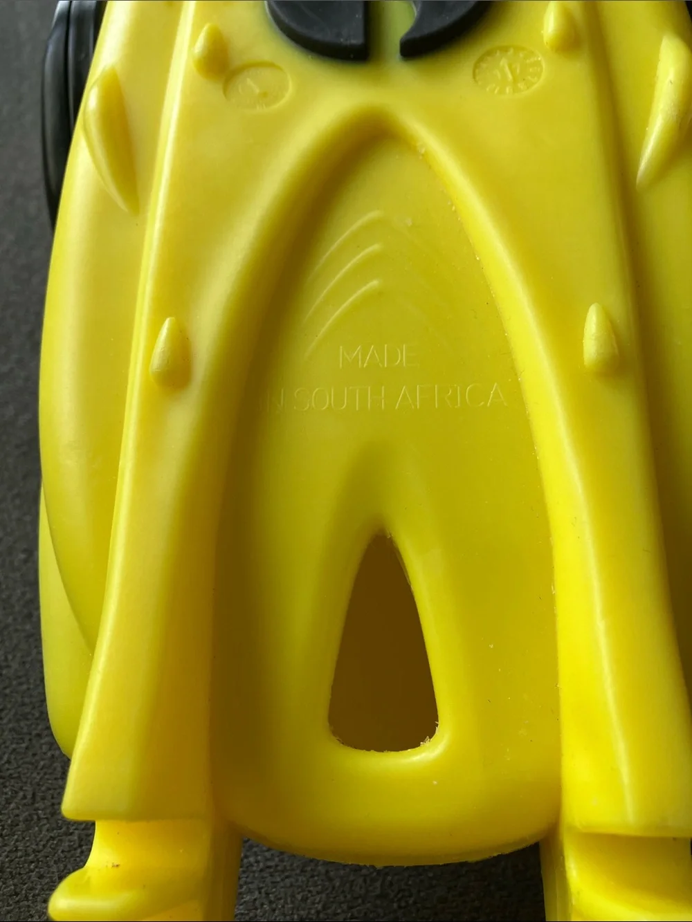 🔥🔥🔥Seawing Nova Men’s Yellow Swim Fins🔥🔥